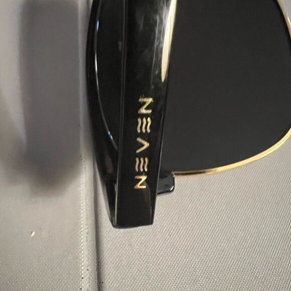 NEVEN highland gold rush sunglasses